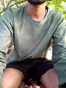 Snapshot of Piyush_2024 chatting on October 12, 2025, 1:37 am Piyush 2024 online show from October 12, 2025, 1:37 am