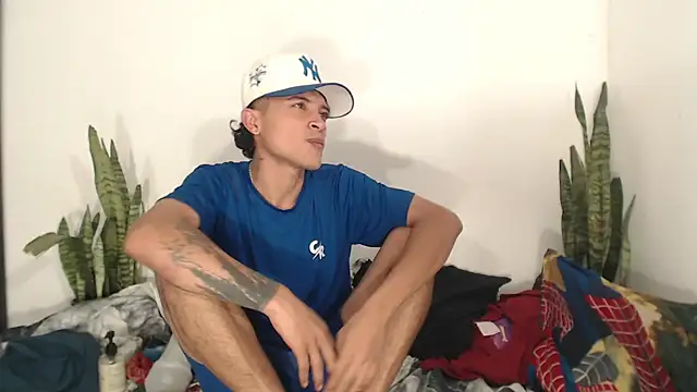 Edward Milleer online show from October 6, 2025, 1:47 am