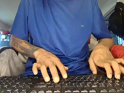 Edward Milleer online show from December 17, 2025, 8:59 pm