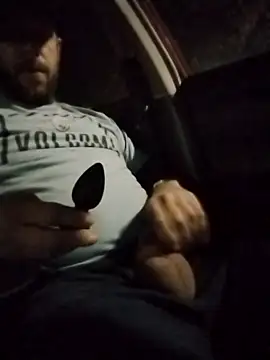 Snapshot of axelongshaft69 chatting on December 22, 2024, 2:28 am axelongshaft69 online show from December 22, 2024, 2:28 am