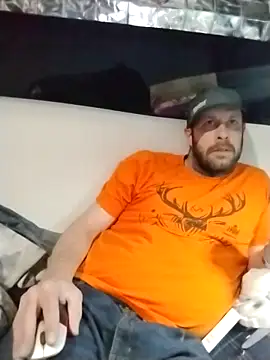 Snapshot of axelongshaft69 chatting on December 23, 2024, 2:35 am axelongshaft69 online show from December 23, 2024, 2:35 am