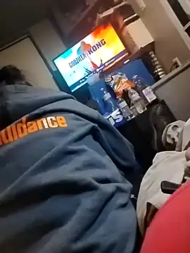 Snapshot of axelongshaft69 chatting on February 25, 2025, 5:19 am axelongshaft69 online show from February 25, 2025, 5:19 am