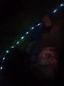 Snapshot of axelongshaft69 chatting on October 10, 2025, 10:03 am axelongshaft69 online show from October 10, 2025, 10:03 am