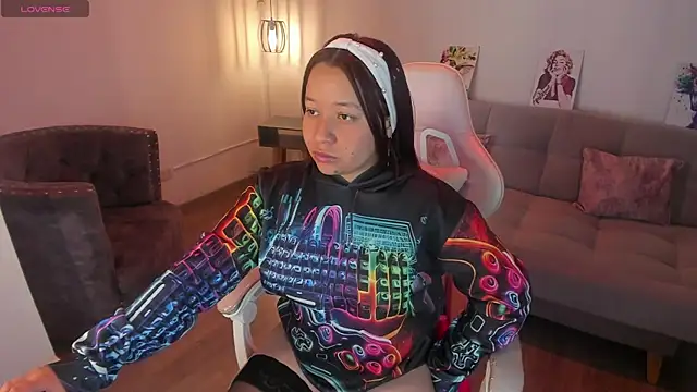 Jhiinny Brownn online show from September 14, 2025, 3:05 am