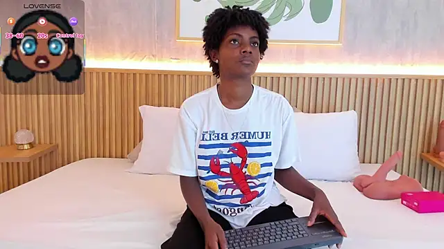 Snapshot of kenya_stone_1 chatting on October 21, 2025, 7:47 pm kenya stone 1 online show from October 21, 2025, 7:47 pm