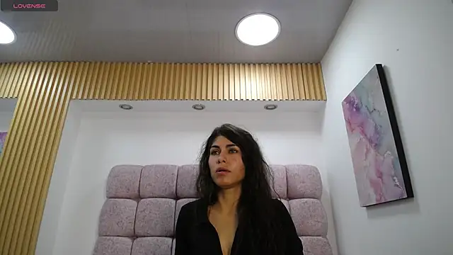 Melodi Roux online show from July 19, 2026, 12:53 pm
