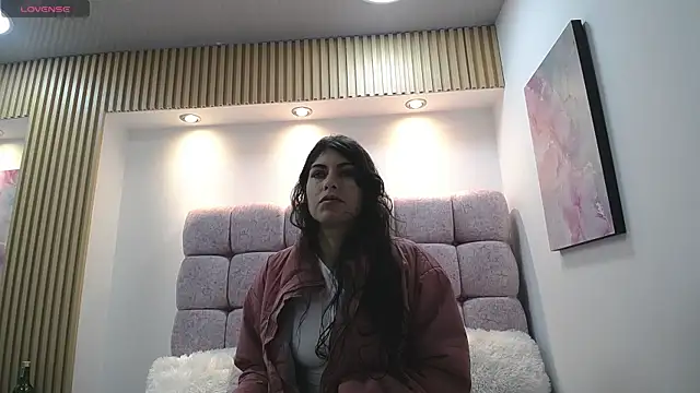 Melodi Roux online show from July 25, 2026, 12:58 pm