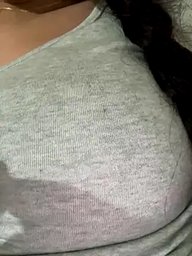 Snapshot of Lina-lolo chatting on October 4, 2025, 5:55 pm Lina-lolo online show from October 4, 2025, 5:55 pm