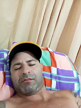 Snapshot of Marciogrei chatting on February 5, 2025, 9:50 pm Marciogrei online show from February 5, 2025, 9:50 pm