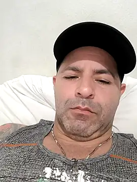 Snapshot of Marciogrei chatting on November 26, 2025, 9:38 pm Marciogrei online show from November 26, 2025, 9:38 pm