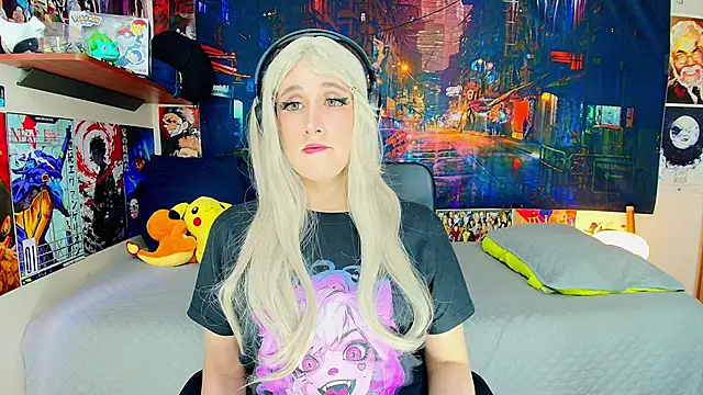 Snapshot of HakuRukushka chatting on November 3, 2025, 8:21 pm HakuRukushka online show from November 3, 2025, 8:21 pm