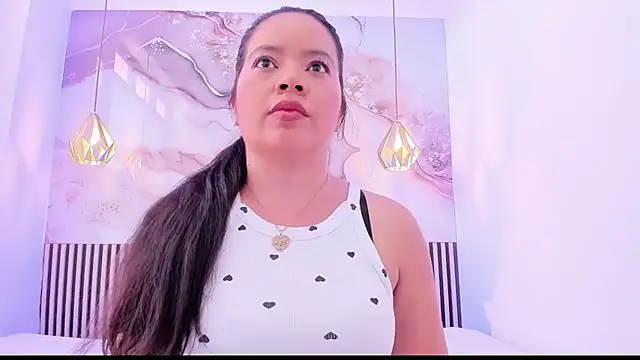 EvelynSweet1 online show from September 22, 2025, 7:27 pm