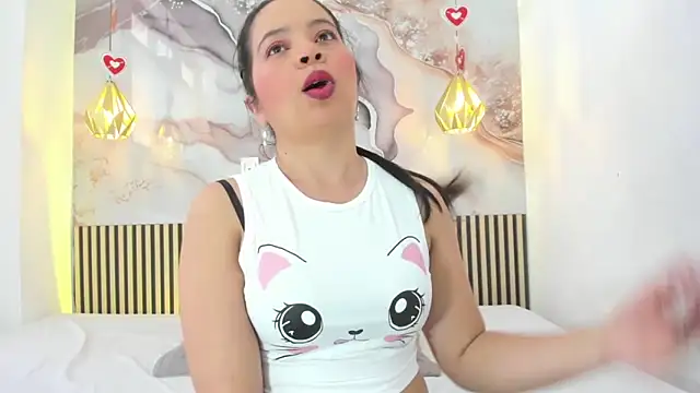 EvelynSweet1 online show from May 14, 2026, 7:53 pm