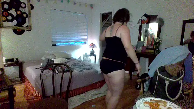 Snapshot of sophiarica chatting on May 12, 2026, 12:52 am sophiarica online show from May 12, 2026, 12:52 am
