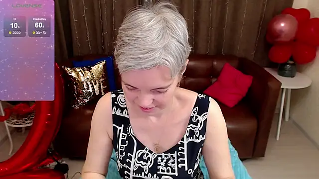 Cutie Erikaa1 online show from February 15, 2025, 2:37 am