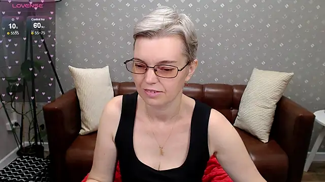 Cutie Erikaa1 online show from October 11, 2025, 2:44 am