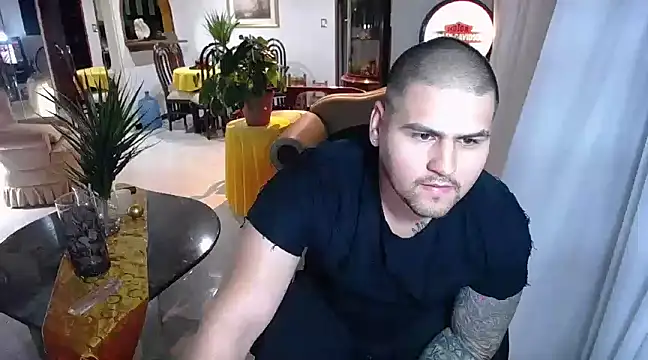 pitbullveryhot online show from February 9, 2025, 4:57 am