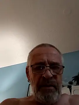 geilerschwanz64 online show from December 31, 2024, 6:05 am