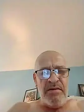 geilerschwanz64 online show from April 28, 2026, 10:59 pm