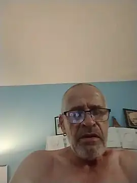 Snapshot of geilerschwanz64 chatting on June 6, 2026, 12:16 am geilerschwanz64 online show from June 6, 2026, 12:16 am