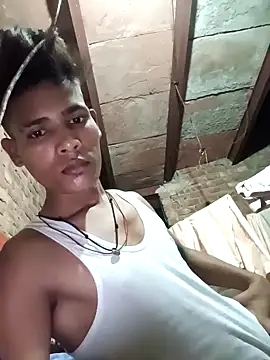 SU6575 online show from October 5, 2025, 4:38 pm