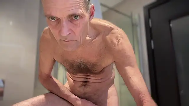 TowaFreespirit online show from January 1, 2025, 8:15 pm