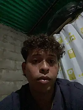 Snapshot of luisfer_306 chatting on November 7, 2025, 9:15 pm luisfer 306 online show from November 7, 2025, 9:15 pm