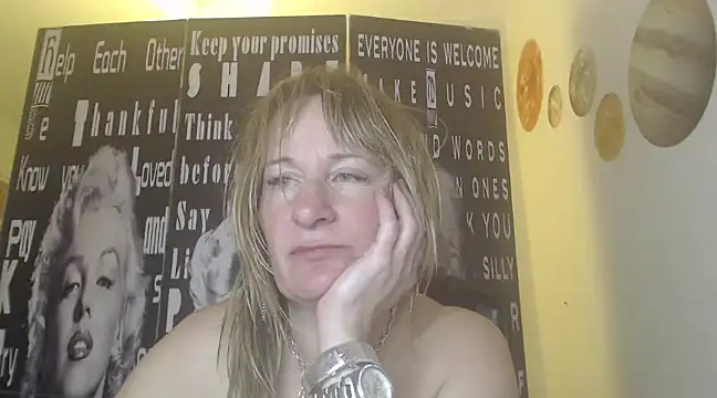 BettyDavisX online show from December 14, 2024, 3:18 am