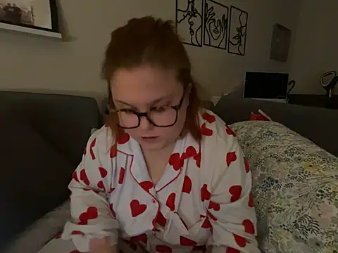 Tallulah-mae-xoxox online show from January 21, 2025, 8:21 pm