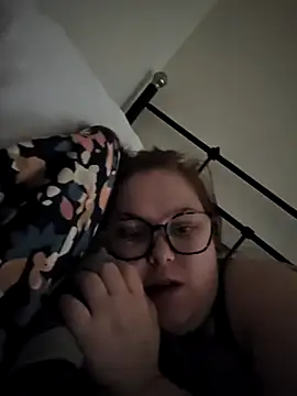 Tallulah-mae-xoxox online show from November 1, 2025, 1:13 pm