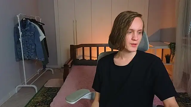 nikompell online show from March 23, 2025, 4:05 am