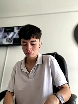 nico 18x online show from December 21, 2025, 5:31 pm