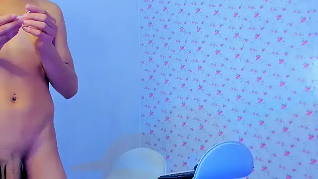 Snapshot of StassieBell chatting on October 4, 2025, 4:49 pm StassieBell online show from October 4, 2025, 4:49 pm