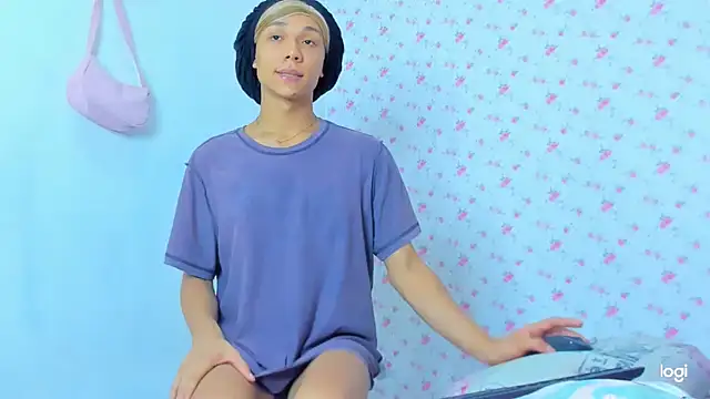 Snapshot of StassieBell chatting on October 29, 2025, 7:48 pm StassieBell online show from October 29, 2025, 7:48 pm