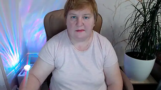 Limonka-Fire online show from December 10, 2024, 5:55 pm