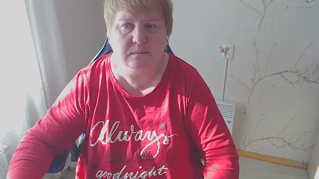 Snapshot of Limonka-Fire chatting on February 16, 2026, 10:00 am Limonka-Fire online show from February 16, 2026, 10:00 am