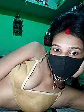 Snapshot of Hoty_girl_143 chatting on October 14, 2025, 5:52 am Hoty girl 143 online show from October 14, 2025, 5:52 am