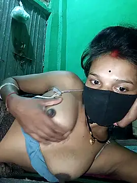 Hoty girl 143 online show from November 25, 2025, 2:11 am