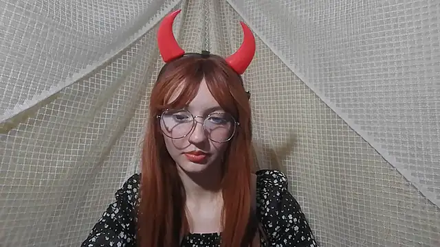 IsabellaBlacky online show from October 31, 2025, 3:07 am