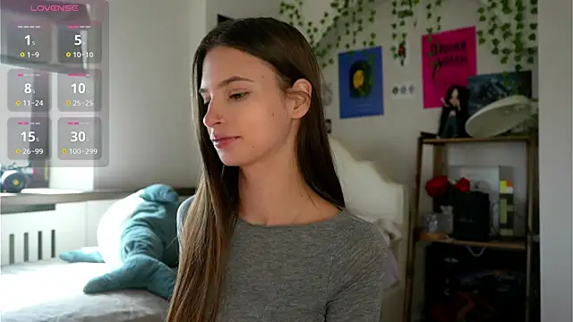 EvaLung777 online show from April 4, 2026, 9:07 am