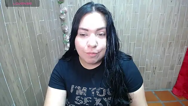 solyeria online show from September 26, 2025, 1:09 am