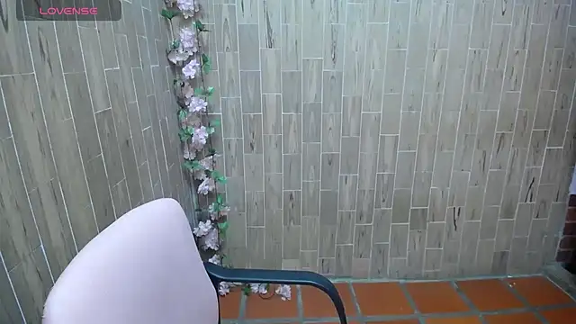 solyeria online show from November 15, 2025, 12:56 pm