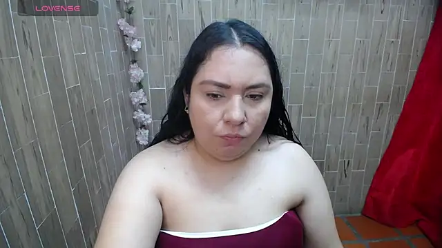 Snapshot of solyeria chatting on April 22, 2026, 12:46 am solyeria online show from April 22, 2026, 12:46 am