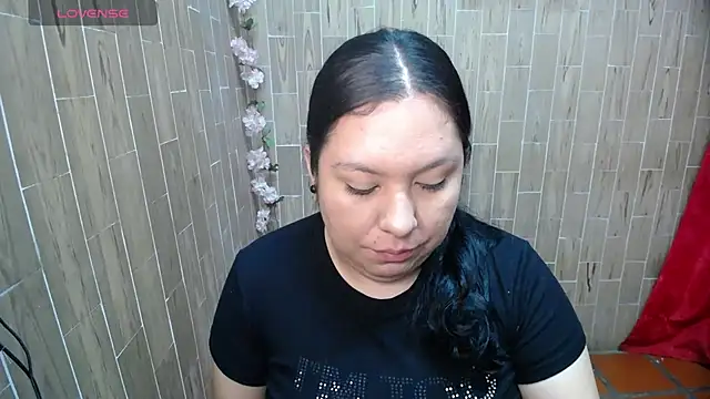 Snapshot of solyeria chatting on May 22, 2026, 4:30 am solyeria online show from May 22, 2026, 4:30 am