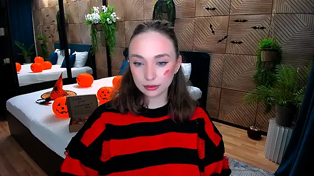 TrueReincarnation online show from October 31, 2025, 10:16 am