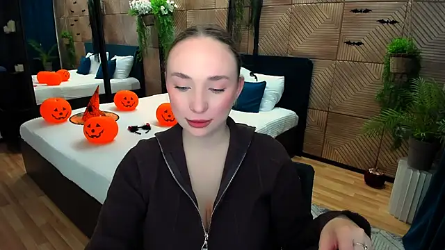 TrueReincarnation online show from November 4, 2025, 10:47 am