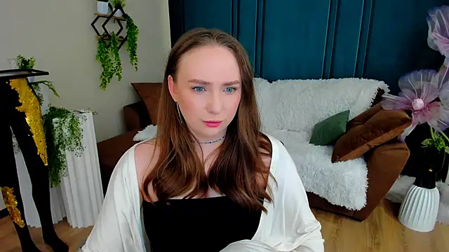 TrueReincarnation online show from June 25, 2026, 7:24 am