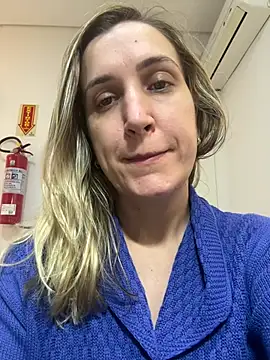 Bia sexynovaes online show from June 24, 2026, 5:45 pm