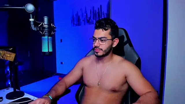 Snapshot of BrunoD31 chatting on October 15, 2025, 10:48 am BrunoD31 online show from October 15, 2025, 10:48 am