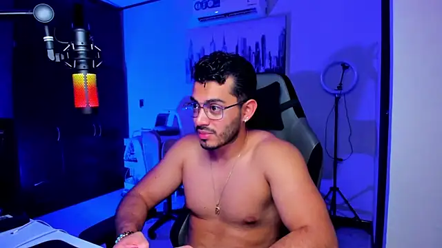 Snapshot of BrunoD31 chatting on October 22, 2025, 5:19 am BrunoD31 online show from October 22, 2025, 5:19 am